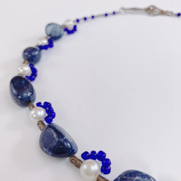 Sodalite Beaded Necklace, 90s Boho Tribal Faux Pearl Gemstone Eclectic Jewelry - Picture 7 of 10